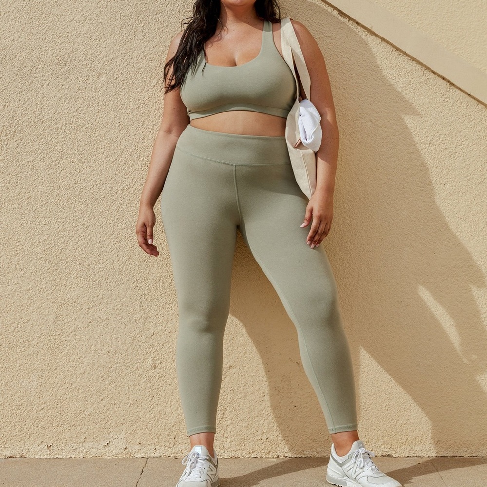 MATE the label organic stretch set